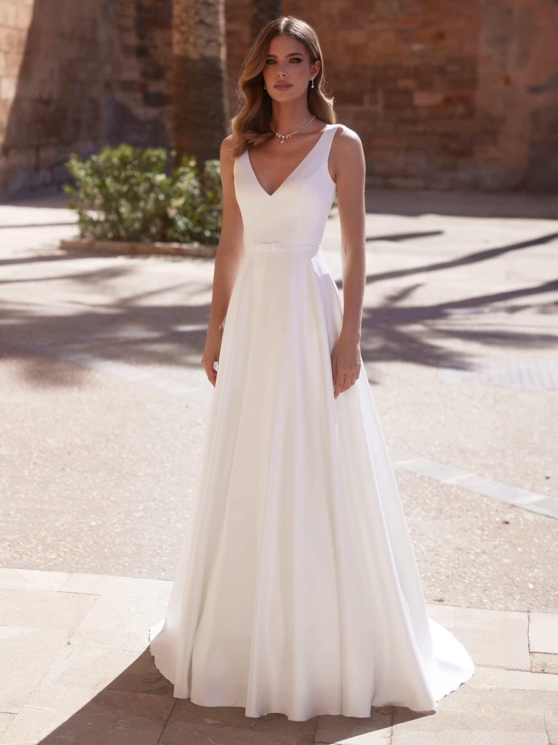 bianco-evento-bridal-dress-regina-_1_-scaled