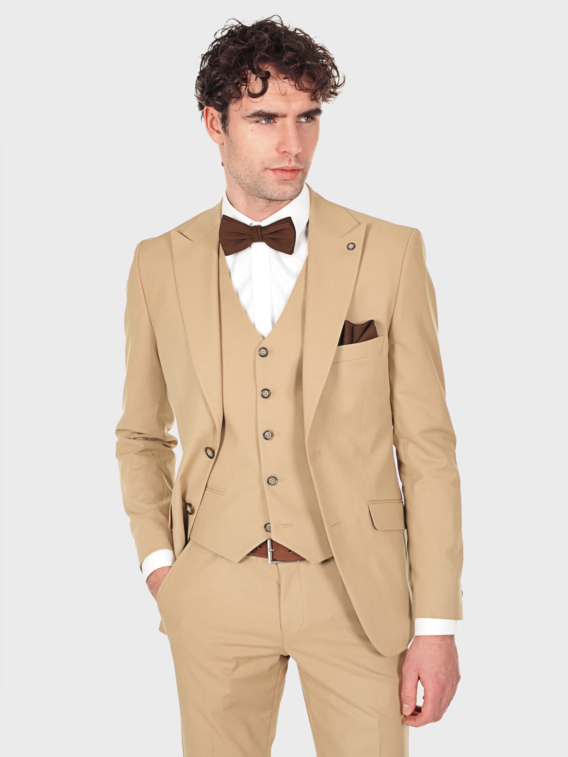 garnitur-bezowy-bej_10-scaled