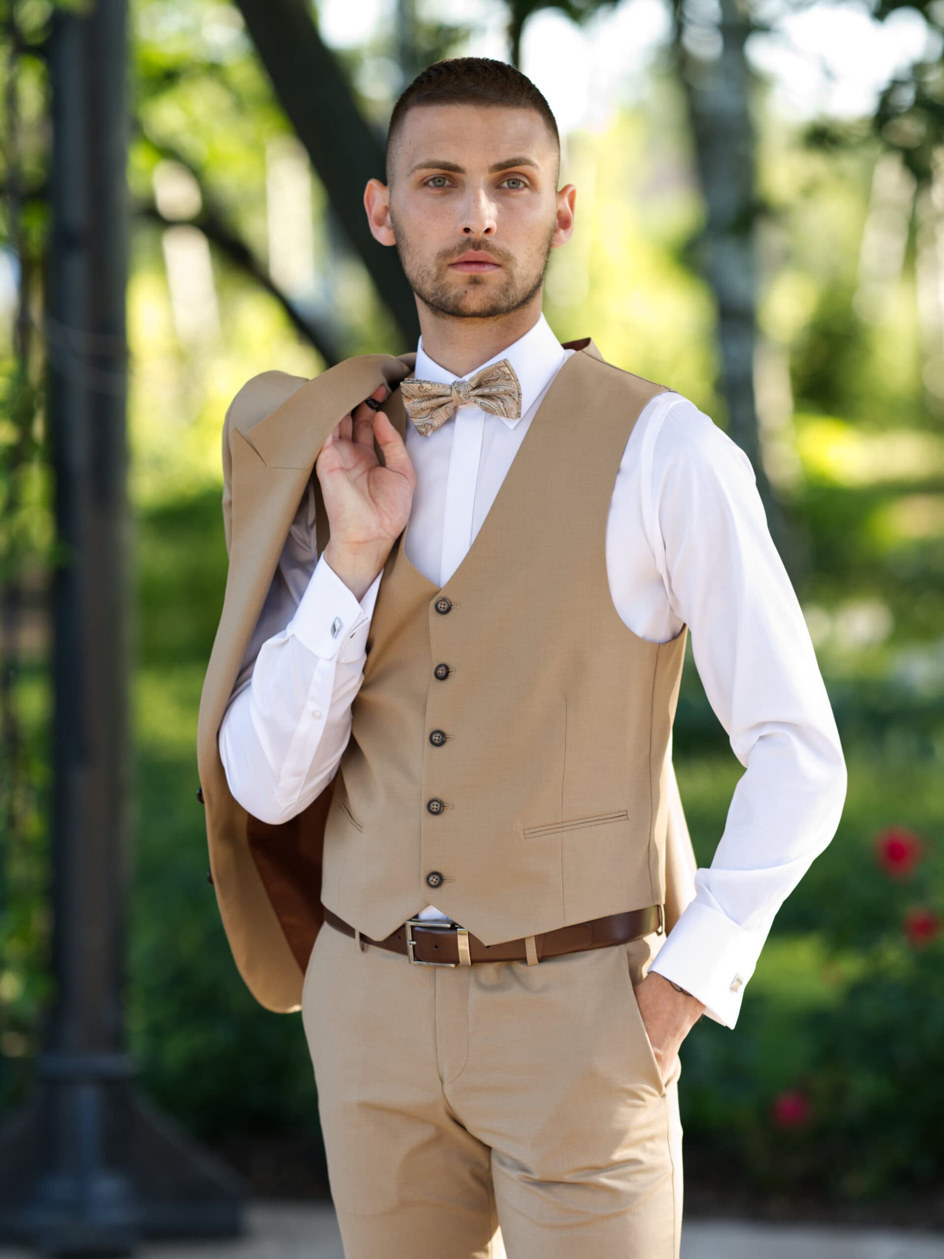 garnitur-bezowy-bej_5-scaled