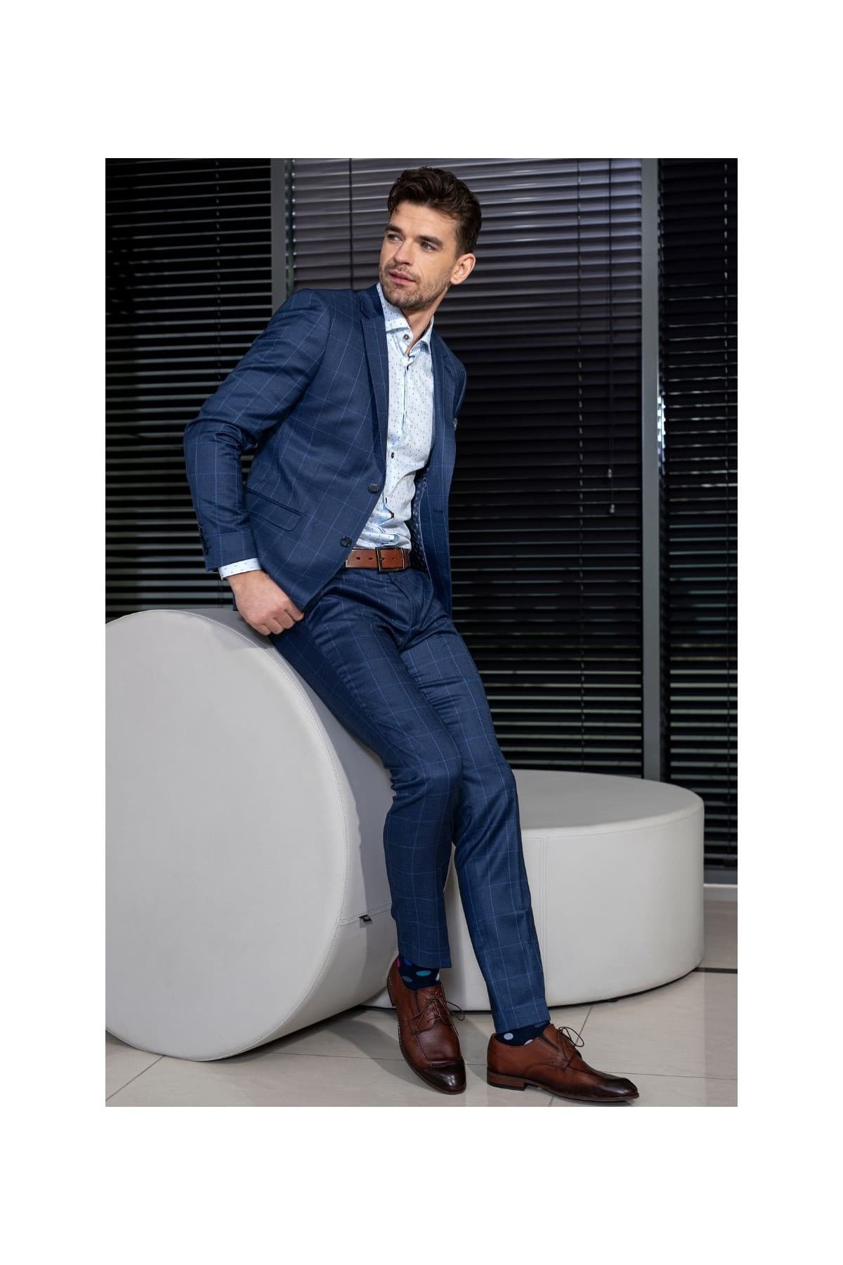 granatowy-garnitur-meski-w-krate-villaro-gar3105