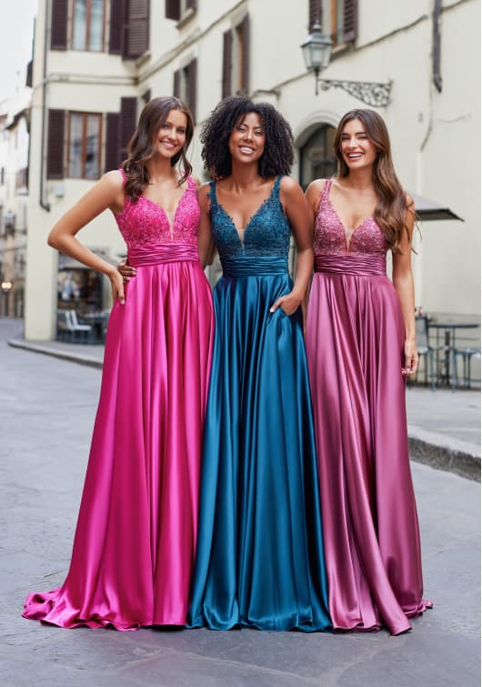 satin-abendkleid-in-shining-peacock-green2